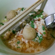 ร้านก๋วยเตี๋ยวหมูจ๊ะจ๋า