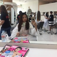 Akru Hair Beauty Salon Q House Lumpini