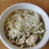 เมนูของร้าน ลุงเลื่อน ต้นตำหรับก๋วยเตี๋ยวไก่โบราณ ห้วยขวาง ต้นตำหรับ
