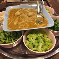 เมนูของร้าน แป๊ะเฮงก๋วยเตี๋ยวเรือ