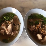 องอาจโภชนา