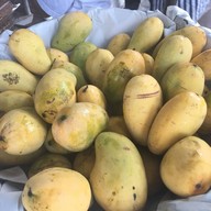 เมนูของร้าน ข้าวเหนียวมูน แม่ศรีนวล (อุทัยธานี)