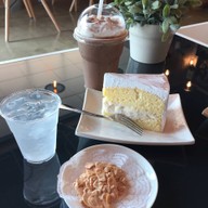 Lovely Cake 304 PRACHINBURI