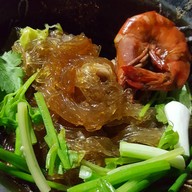 เมนูของร้าน ต้นรักซีฟู้ด