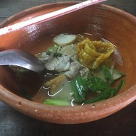 เมนูของร้าน ก๋วยเตี๋ยวโบราณเจ๊แหว๋ว