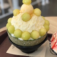 เมนูของร้าน Snow Tree JAS URBAN Srinakarin