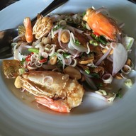 คุ้มหม่อมไฉไล