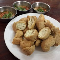 เมนูของร้าน เจ๊เพ็ญเย็นตาโฟปูกั้ง วัดไผ่ล้อม(ต้นตำรับ) ตั้งอยู่ที่วัดไผ่ล้อม