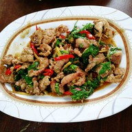 เมนูของร้าน อาหารป่าปลาเขื่อน