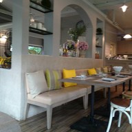 บรรยากาศ LA Creperie สุขุมวิท 39