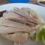 หลักเมือง ข้าวมันไก่ ปราจีน
