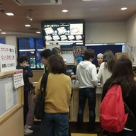 บรรยากาศ Kura Sushi