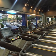 บรรยากาศ ฟิตเนสฟันน์ โลตัส วัชรพล