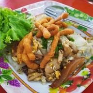 เมนูของร้าน ราดหน้านายพล
