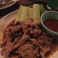 เมนูของร้าน ตักสุรา สะพานหัวช้าง