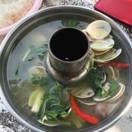 เมนูของร้าน ครัวฟ้าทะลายโจร
