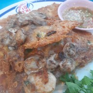 เมนูของร้าน หอยทอดเจ๊ฮวย ในเมือง