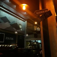 Platform 5-6 / Ekamai