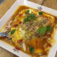 เมนูของร้าน ก๋วยเตี๋ยวเพลินพุง สยามสแควร์ วัน