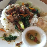 ก๋วยเตี๋ยวปลาแม่กลอง