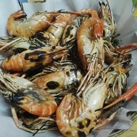 เมนูของร้าน ผ่องพรรณกุ้งเผา ตลาดกลางอยุธยา