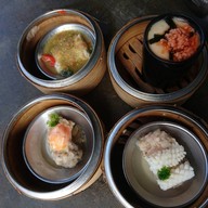 เมนูของร้าน จี้แดงก๋วยเตี่ยวไก่มะระ ภูเก็ต