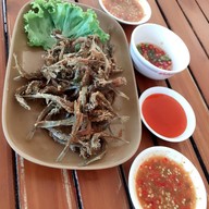 เมนูของร้าน สี่แควกุ้งเผา