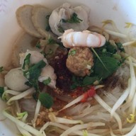 ก๋วยเตี๋ยวปลาแม่กลอง
