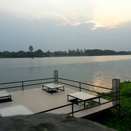 บรรยากาศ ชบา ชัยนาท