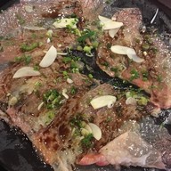 Shabusuki Niku To Yasai ทองหล่อ