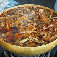 เมนูของร้าน ก๋วยเตี๋ยวกลางไร่ ปอแดง