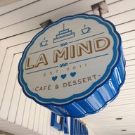 หน้าร้าน La Mind Café and Dessert