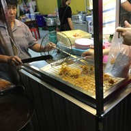 เมนูของร้าน ข้าวต้มปลา โจ๊กหมู สามแยกหมี