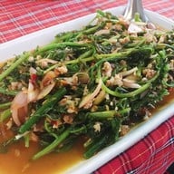 เมนูของร้าน ครัวป้าณี อุ้มผาง