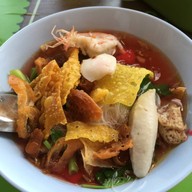 เมนูของร้าน อู๋เจี๊ยะ เย็นตาโฟซีฟู้ด เครื่องกรอบ