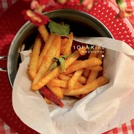 ปลาหมึกสดทอด กับ ซอส วาซาบิ มายองเนสCalamari with wasabi mayo