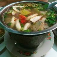 เมนูของร้าน เจ๊จุ๋มส้มตำ