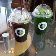 เมนูของร้าน Ein Din Cafe'