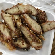 เมนูของร้าน ส้มตำเจ๊แดงสามย่าน ต้นตำหรับ