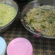 เมนูของร้าน ก๋วยเตี๋ยวลูกทุ่งลำปาง