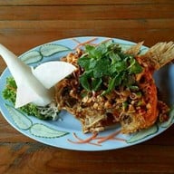 ร้านรถเมล์