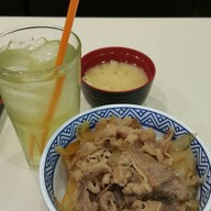 เมนูของร้าน Yoshinoya ห้างโลตัสพลัส อมตะนคร ชั้น 1