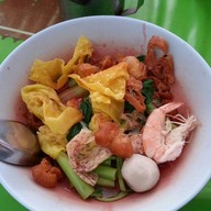 เมนูของร้าน อู๋เจี๊ยะ เย็นตาโฟซีฟู้ด เครื่องกรอบ