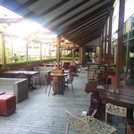 บรรยากาศ Together Slug and Lettuce