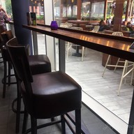 บรรยากาศ Together Slug and Lettuce