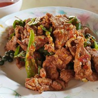 อ๋อยไก่ย่าง