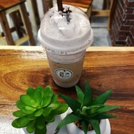 เมนูของร้าน มีก๊าก๊า นมอร่อย