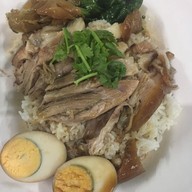 มายด์ ขาหมูสูตรฮ่องเต้