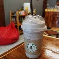 เมนูของร้าน มีก๊าก๊า นมอร่อย