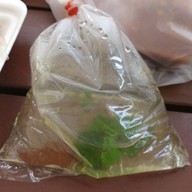 ข้าวมันไก่ หน้า 7-11 ตลาดรุ่งโรจน์